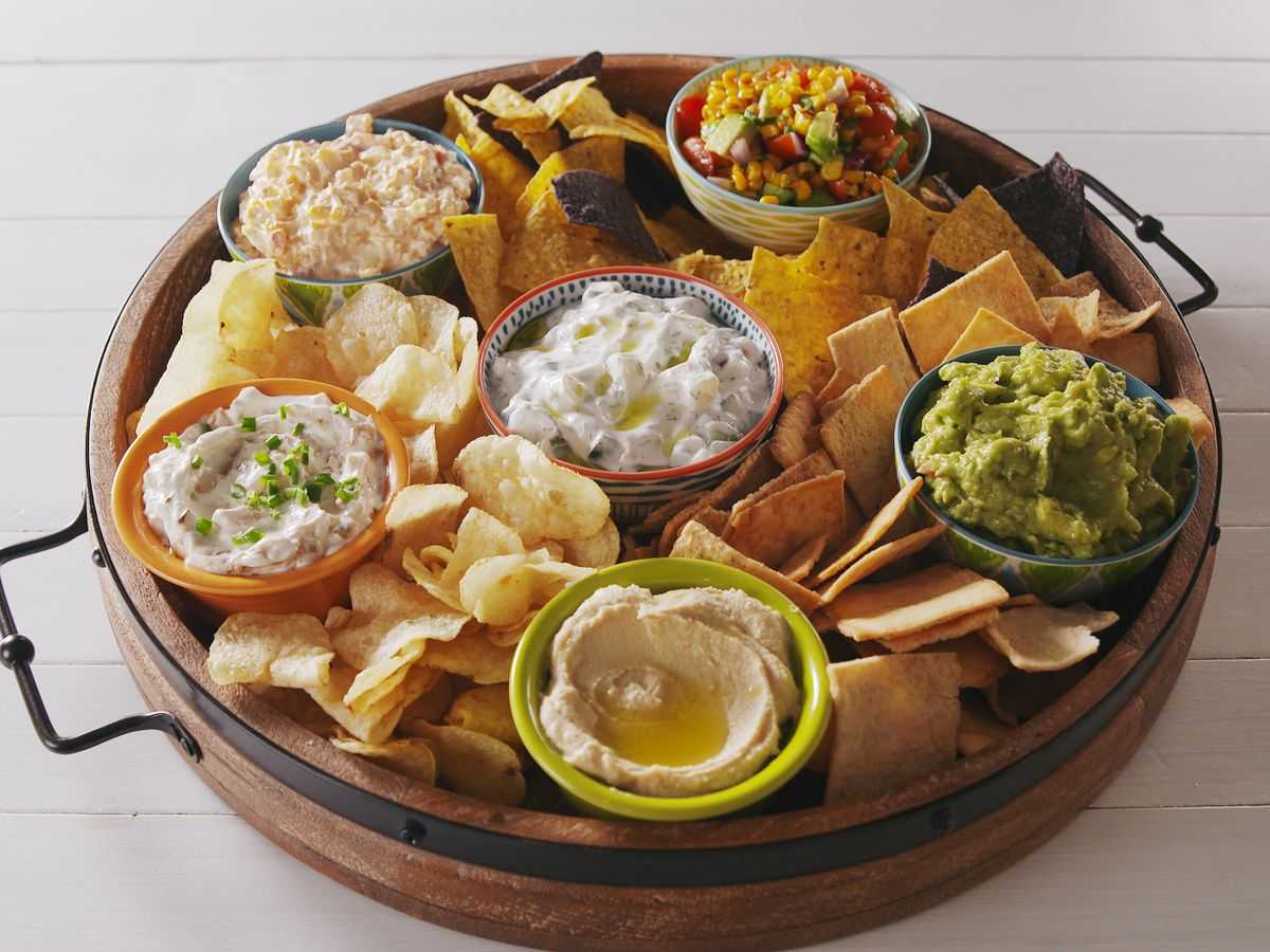 Mix dips platter at Indian Mehek