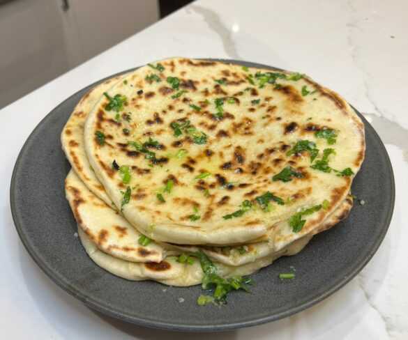 Cheese Naan